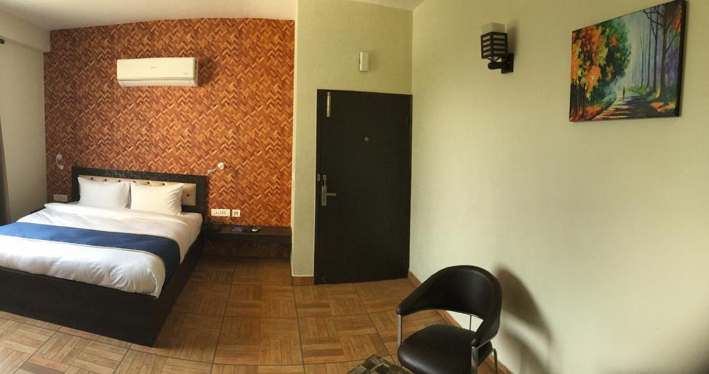 The Park Residency Hotel Greater Noida Luaran gambar